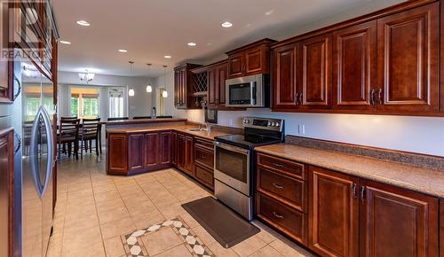 24 Webster Place, Conception Bay South, NL - Indoor Photo Showing Kitchen