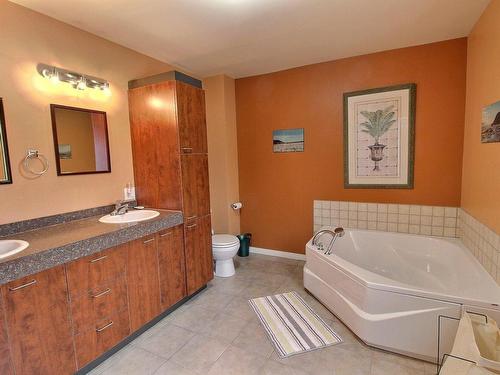 Salle de bains - 27 Ch. Du Golf, Baie-Saint-Paul, QC - Indoor Photo Showing Bathroom