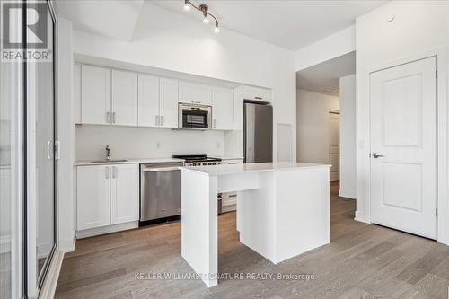 #212 -1063 Douglas Mccurdy Comm Rd, Mississauga, ON - Indoor Photo Showing Kitchen