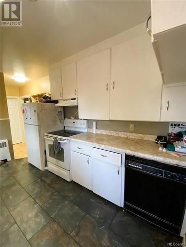 218-220 Fulton Avenue, Fredericton, NB - Indoor Photo Showing Kitchen