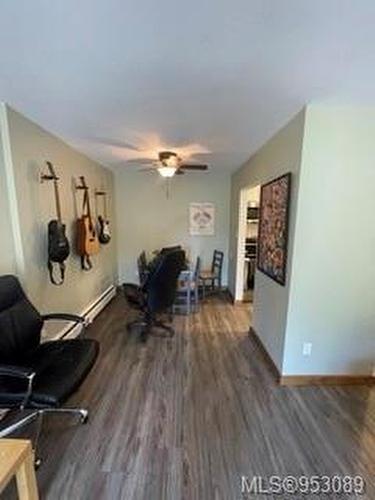 205-322 Birch St, Campbell River, BC - Indoor