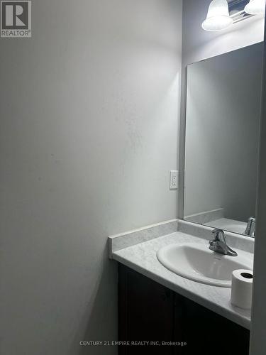 149 Bilanski Farm Road, Brantford, ON - Indoor Photo Showing Bathroom