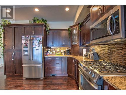 8764 Hofer Drive, Coldstream, BC - Indoor Photo Showing Kitchen