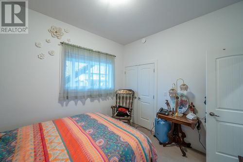 8603 Pierre Drive, Summerland, BC - Indoor Photo Showing Bedroom