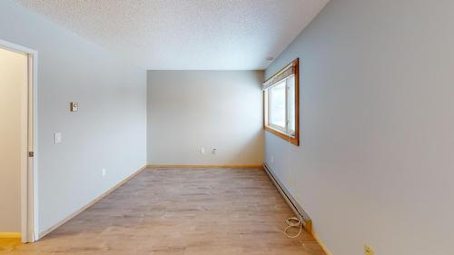 1291 9Th Avenue, Fernie, BC - Indoor Photo Showing Other Room