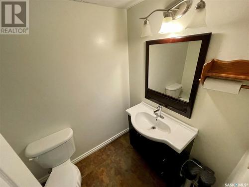218 Upland Drive, Regina, SK - Indoor Photo Showing Bathroom