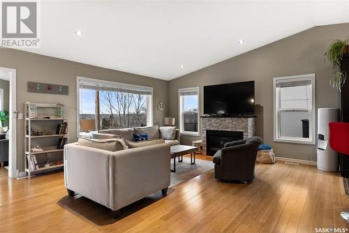 1242 Highwood Avenue, Buena Vista, SK - Indoor Photo Showing Living Room With Fireplace