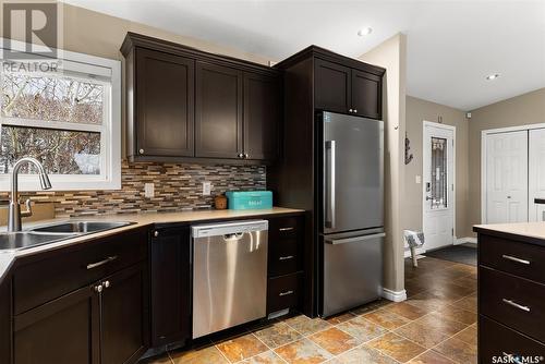1242 Highwood Avenue, Buena Vista, SK - Indoor Photo Showing Kitchen With Double Sink