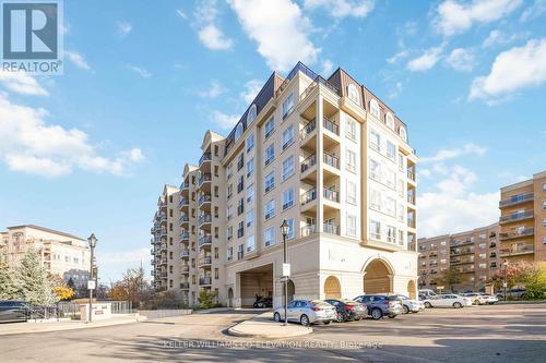 #705 -1 Maison Parc Crt, Vaughan, ON - Outdoor With Balcony With Facade