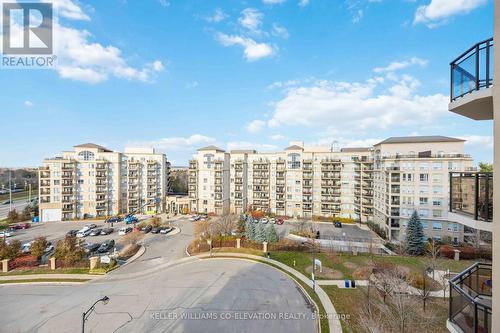#705 -1 Maison Parc Crt, Vaughan, ON - Outdoor With Balcony With Facade With View
