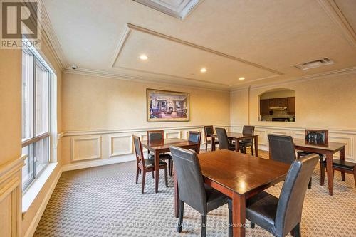#705 -1 Maison Parc Crt, Vaughan, ON - Indoor Photo Showing Dining Room