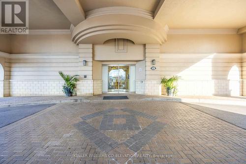 #705 -1 Maison Parc Crt, Vaughan, ON -  With Exterior