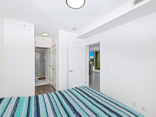 1601-777 Herald St, Victoria, BC - Indoor Photo Showing Bedroom