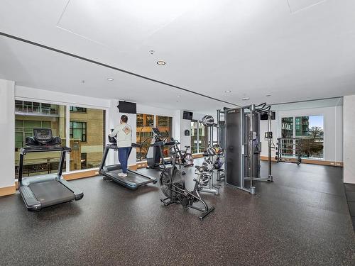1601-777 Herald St, Victoria, BC - Indoor Photo Showing Gym Room