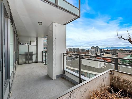 1601-777 Herald St, Victoria, BC - Outdoor With View With Exterior