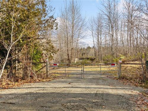 2745 Shaver Rd, Coombs, BC 