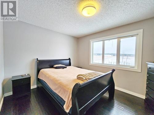 11170 Plett No 1 Road, Hixon, BC - Indoor Photo Showing Bedroom