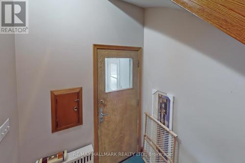 57 Park Cres, Richmond Hill, ON -  Photo Showing Other Room