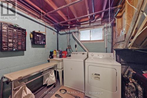 57 Park Crescent, Richmond Hill, ON - Indoor Photo Showing Laundry Room