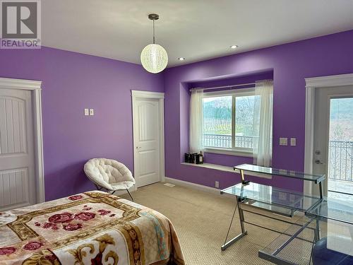 5418 Snowbrush Street, Oliver, BC - Indoor Photo Showing Bedroom