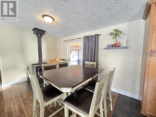 820 Beaven Crescent, Valemount, BC - Indoor Photo Showing Dining Room