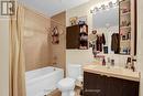 2221 - 352 Front Street W, Toronto, ON  - Indoor Photo Showing Bathroom 