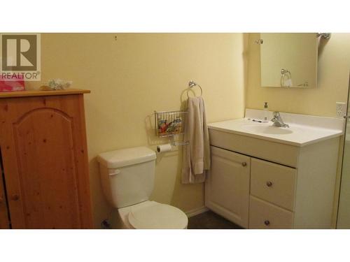 4331 Canim-Hendrix Lake Road, Canim Lake, BC - Indoor Photo Showing Bathroom