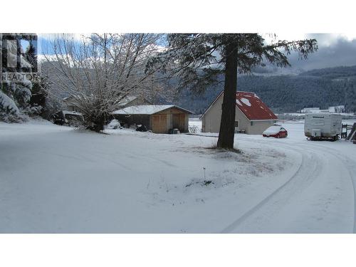 4331 Canim-Hendrix Lake Road, Canim Lake, BC - Outdoor