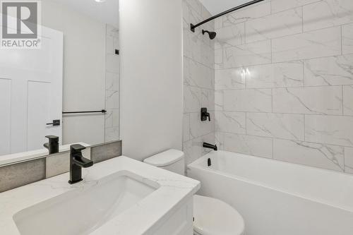 390 Ootischenia Road, Ootischenia, BC - Indoor Photo Showing Bathroom