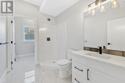 390 Ootischenia Road, Ootischenia, BC - Indoor Photo Showing Bathroom