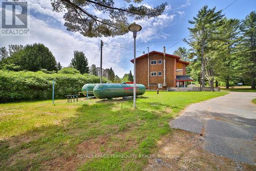 20130 On-35, Algonquin Highlands, ON - Outdoor