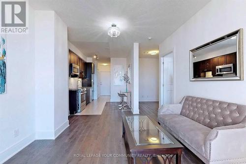 #Ph#2401 -9201 Yonge St, Richmond Hill, ON - Indoor Photo Showing Living Room