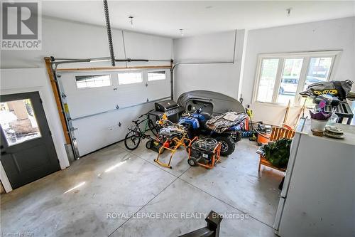 713 Clarence Street, Port Colborne, ON - Indoor Photo Showing Garage