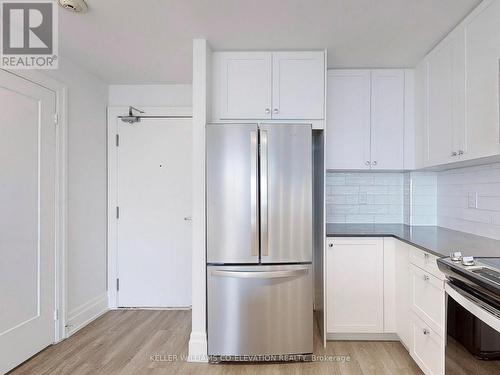 711 - 50 Spadina Road, Toronto, ON - Indoor Photo Showing Kitchen With Upgraded Kitchen