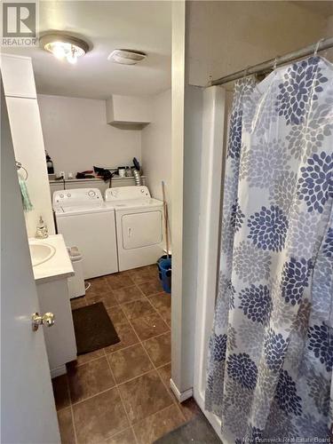 13 Hannah Street, Miramichi, NB - Indoor Photo Showing Laundry Room