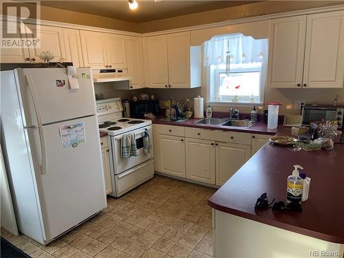 18 Centrale Street, Rogersville, NB - Indoor Photo Showing Kitchen With Double Sink