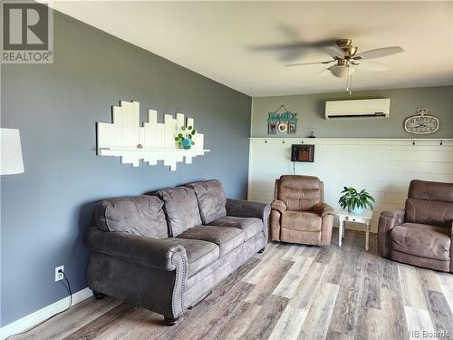 4423 Main, Belledune, NB - Indoor Photo Showing Living Room