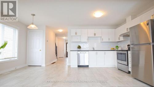 15 Archer Ave, Collingwood, ON - Indoor Photo Showing Kitchen