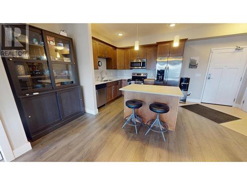302 11205 105 Avenue, Fort St. John, BC - Indoor Photo Showing Kitchen