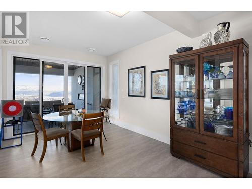 2232 Tramonto Court, Kelowna, BC - Indoor Photo Showing Dining Room