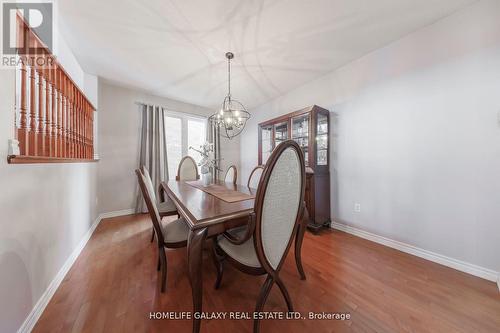 7 Clamerten Rd, Whitchurch-Stouffville, ON - Indoor Photo Showing Dining Room