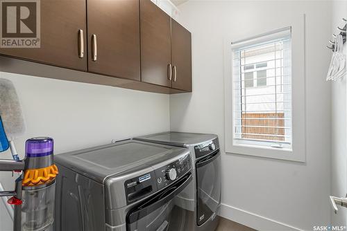 922 Kloppenburg Crescent, Saskatoon, SK - Indoor Photo Showing Laundry Room