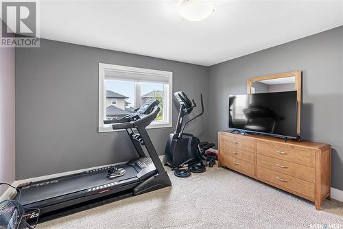 922 Kloppenburg Crescent, Saskatoon, SK - Indoor Photo Showing Gym Room