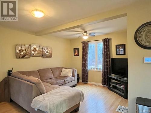 1812 Beaverbrook Road, Beaver Brook, NB - Indoor Photo Showing Living Room