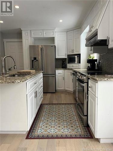 117 Kingston Avenue, Miramichi, NB - Indoor Photo Showing Kitchen With Upgraded Kitchen
