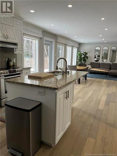 117 Kingston Avenue, Miramichi, NB - Indoor Photo Showing Kitchen With Upgraded Kitchen