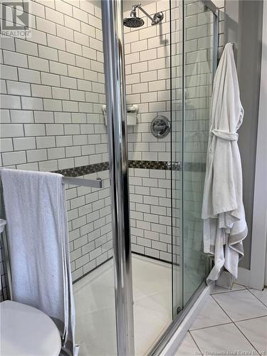 117 Kingston Avenue, Miramichi, NB - Indoor Photo Showing Bathroom