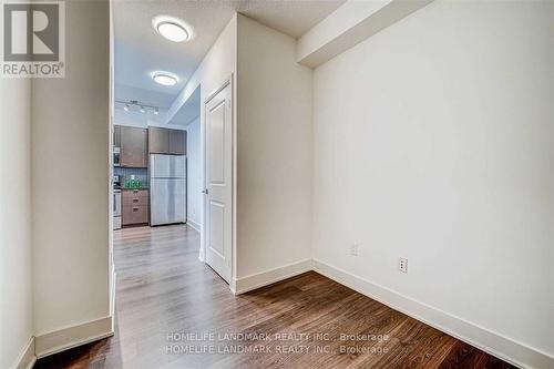 3506 - 88 Sheppard Avenue E, Toronto, ON - Indoor Photo Showing Other Room