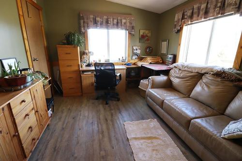 3474 Davy Road, Grand Forks, BC - Indoor