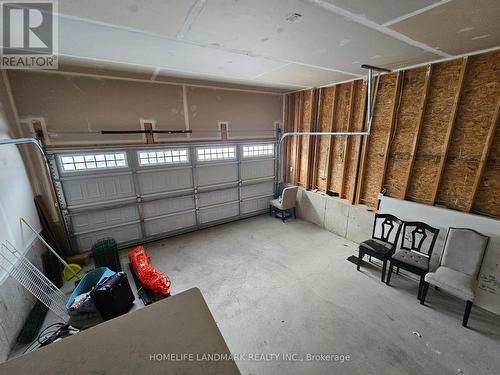 20 Sandhill Crane Drive, Wasaga Beach, ON - Indoor Photo Showing Garage